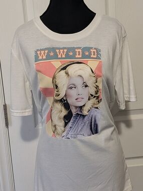 What Would Dolly Do WWDD Vinyl Transfer Tshirt Sz Medium